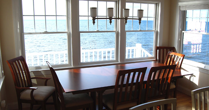 caption for image1 Delaney dining